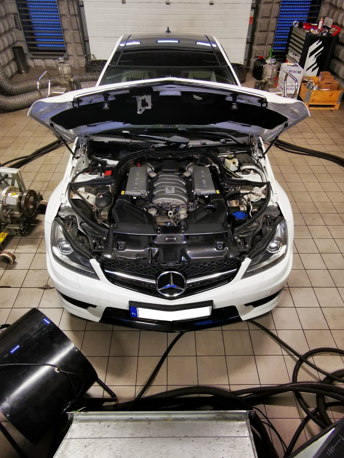 Mercedes-AMG C63 W204 Stage 2 - ponad 560 KM i 670 Nm