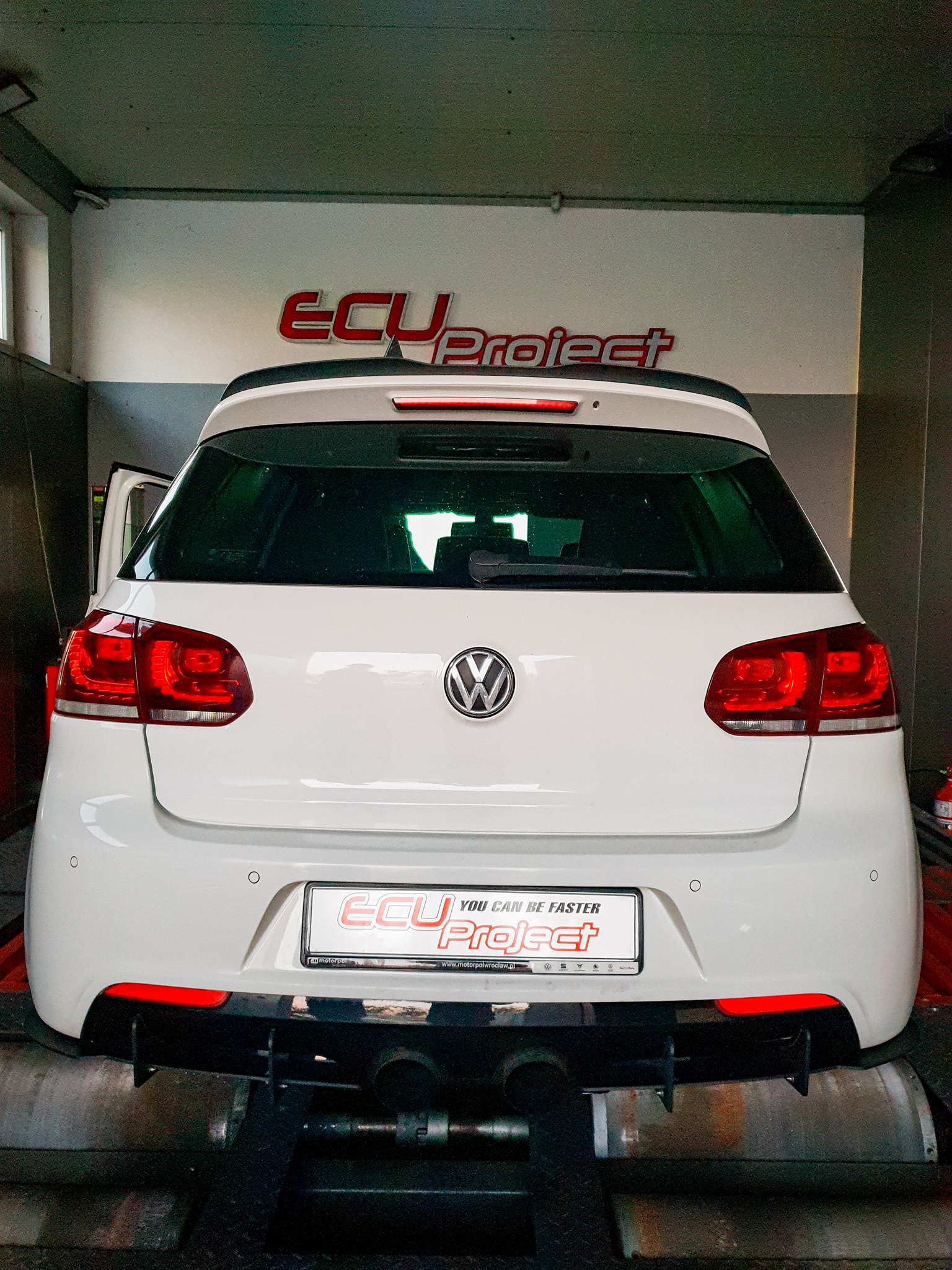 Volkswagen Golf R VI Stage 2 - 350 KM i 447 Nm