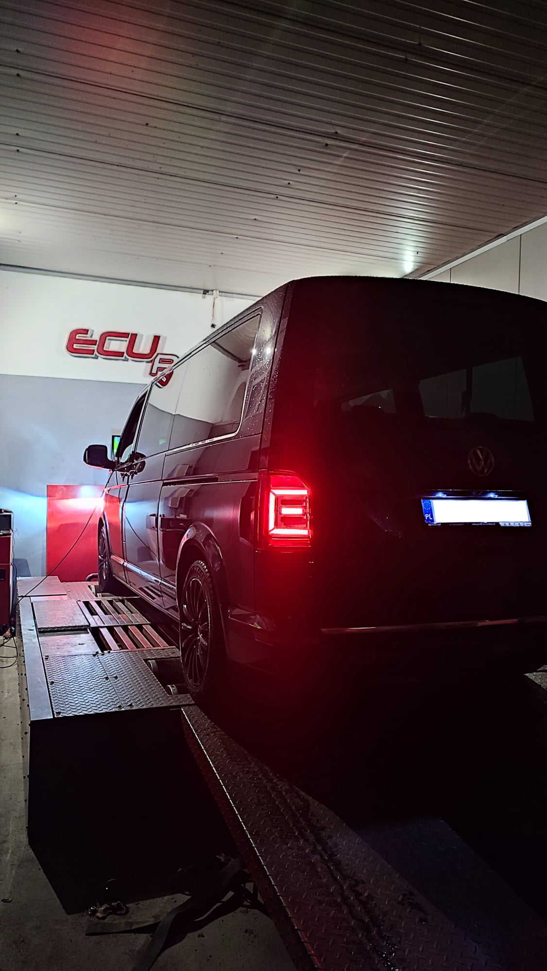 Volkswagen Caravelle T6 Stage 3 - 422 KM i 492 Nm