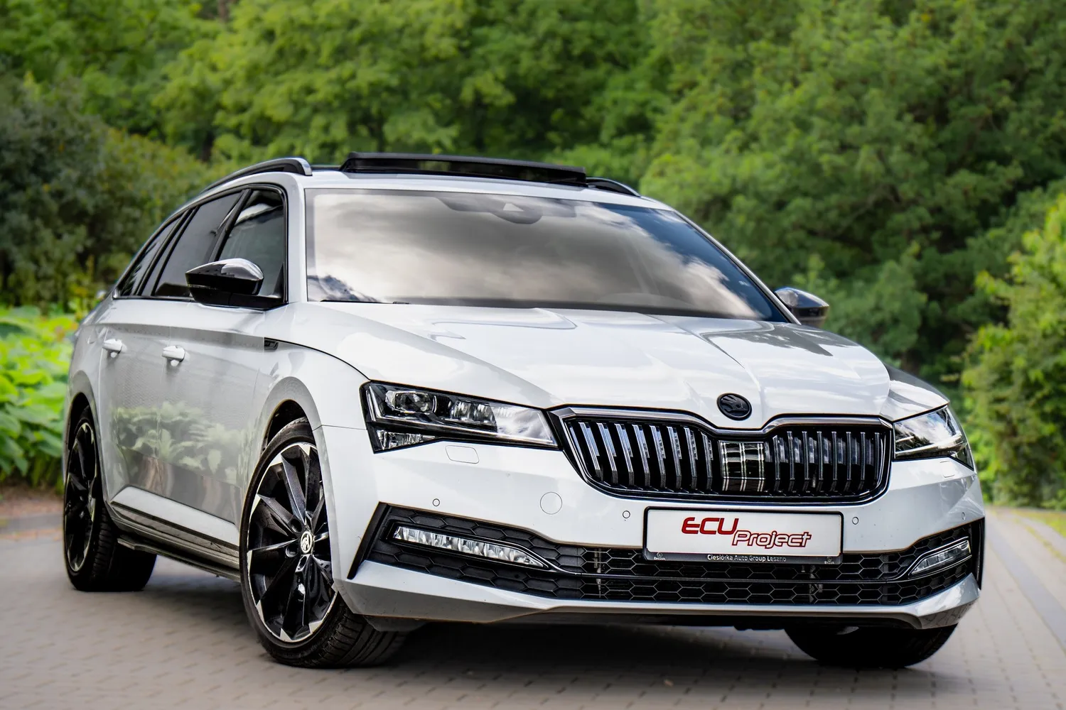 Škoda Superb III Stage 2 - 412 KM i 556 Nm