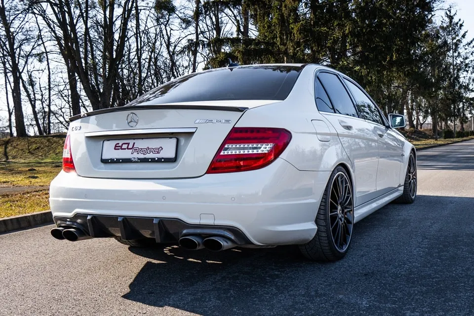 Mercedes-AMG C63 W204 Stage 2 - 540 KM i 650 Nm